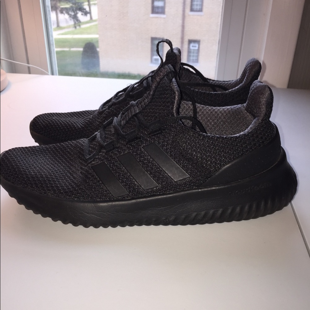 Adidas Black Shift Run
